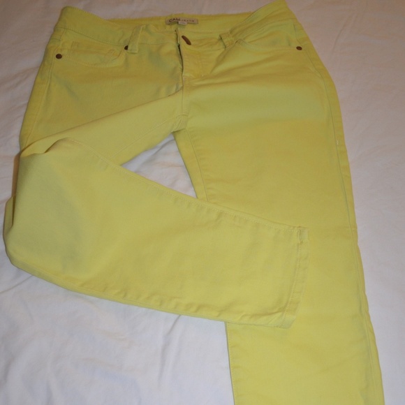 Women's Jeans - Picture 3 of 3